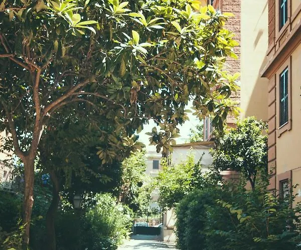 Lighthouse Trastevere Gasthuis 4*